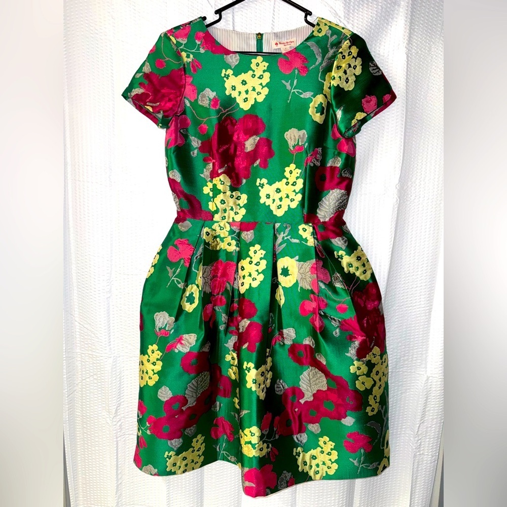 Brooks Brothers Red Fleece Jacquard Dress With Pockets Size 2